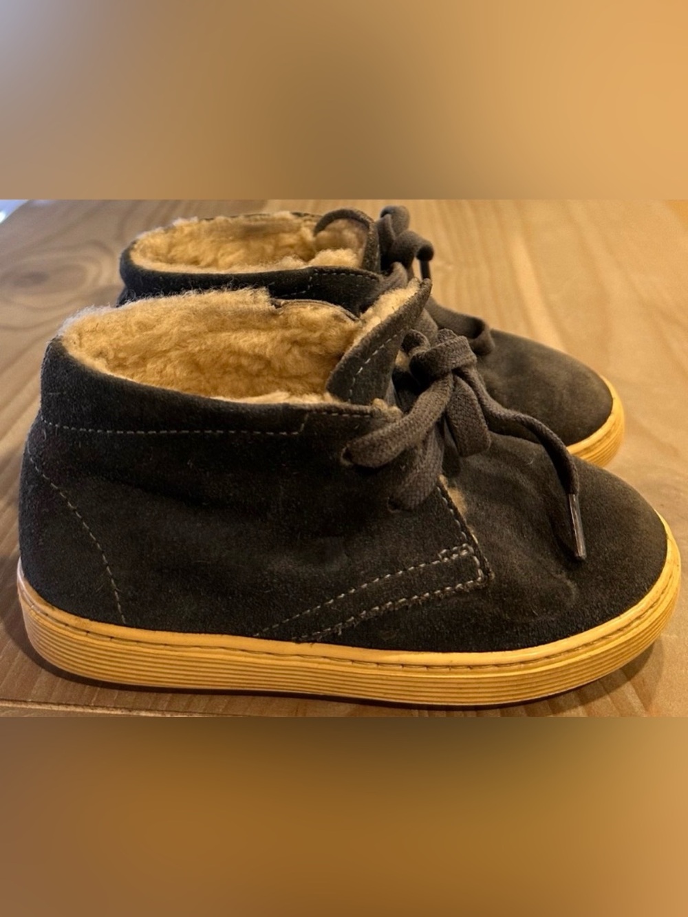 KIDS Tod’s Junior Periwinkle Blue Suede Fleece Boots - Size 7 Baby